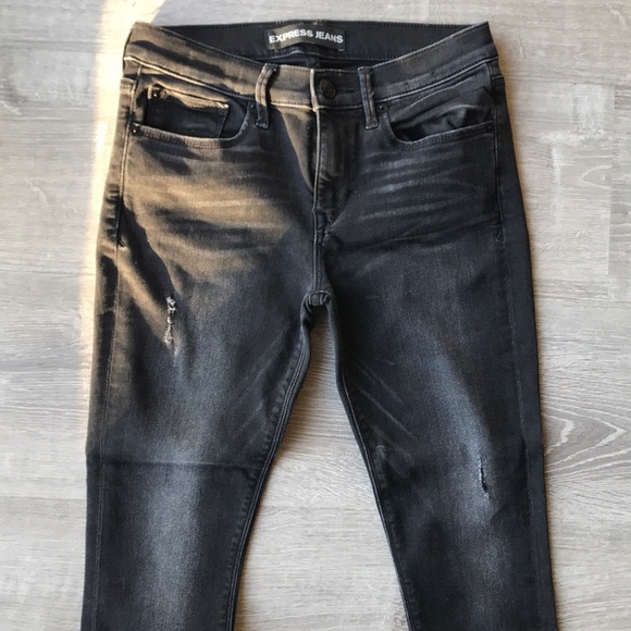 Express Mid Rise Legging Jean - Picture 2 of 4